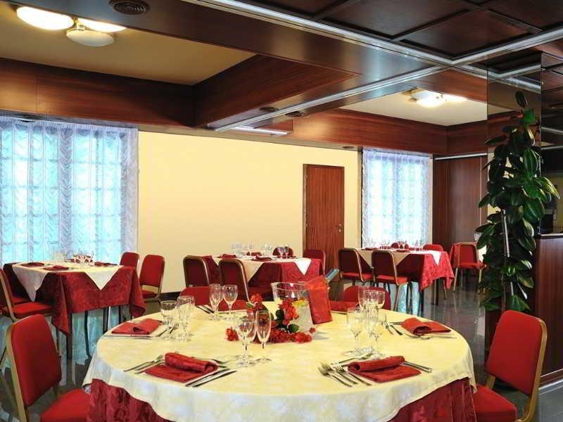 Hotel & Residence Dei Duchi Urbino Extérieur photo