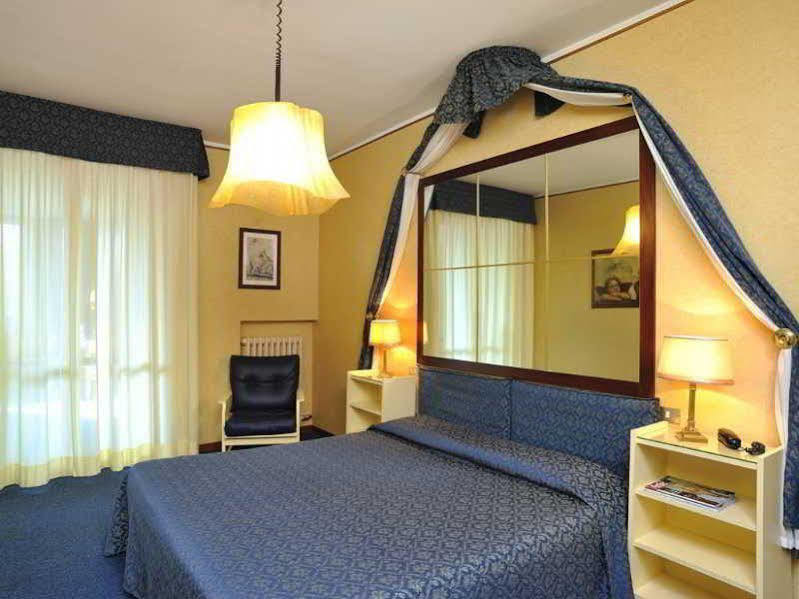 Hotel & Residence Dei Duchi Urbino Extérieur photo